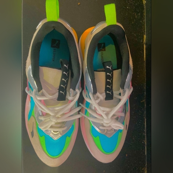 RS PUMA Sneakers - Picture 3 of 5